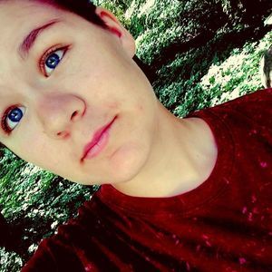 Meet your Posher, Aly